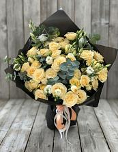 Букет цветов из:  Розы и Лизиантусы в Ивановское