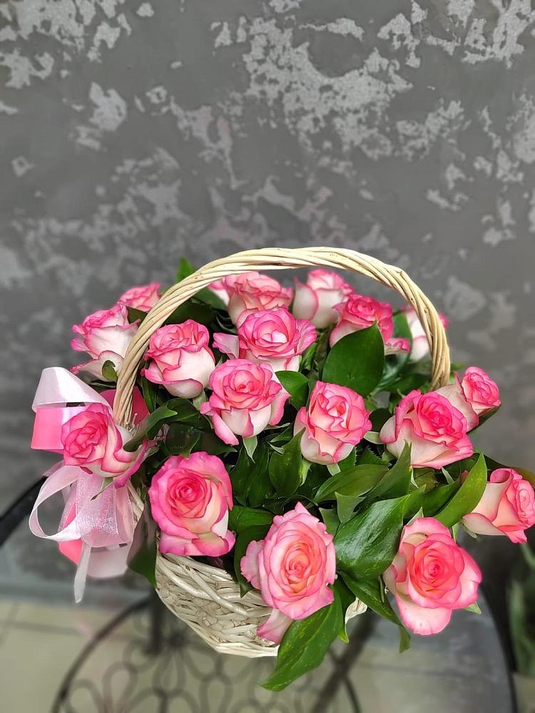 Цветочная композиция из Розы в корзине в Ивановское