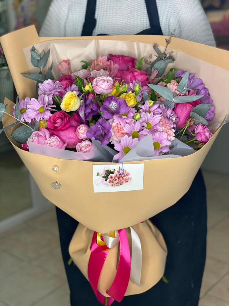 Букет цветов из: Хризантемы, Гвоздики и Альстромерии в Ивановское