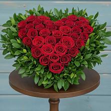 Цветочная композиция из Розы в виде сердца в Ивановское