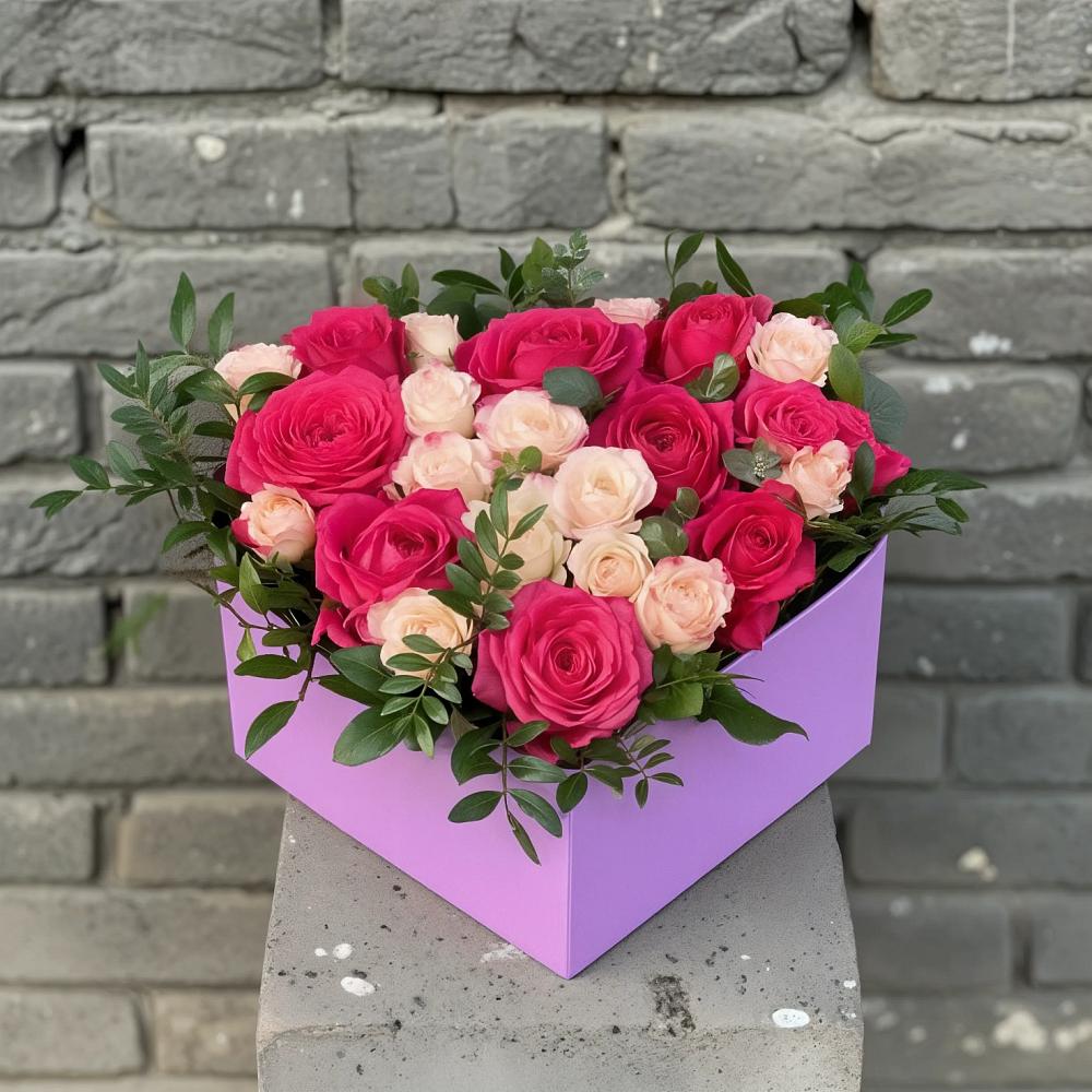 Цветочная композиция из Розы в коробке в Ивановское