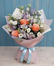 Букет цветов из:  Лизиантусы, Розы, Альстромерии и Гипсофила #REPLACE_PRED# Ивановское