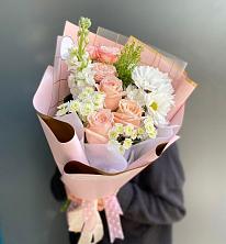 Букет цветов из:  Хризантемы и Розы в Ивановское