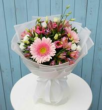 Букет цветов из:  Герберы, Альстромерии и Лизиантусы в Ивановское