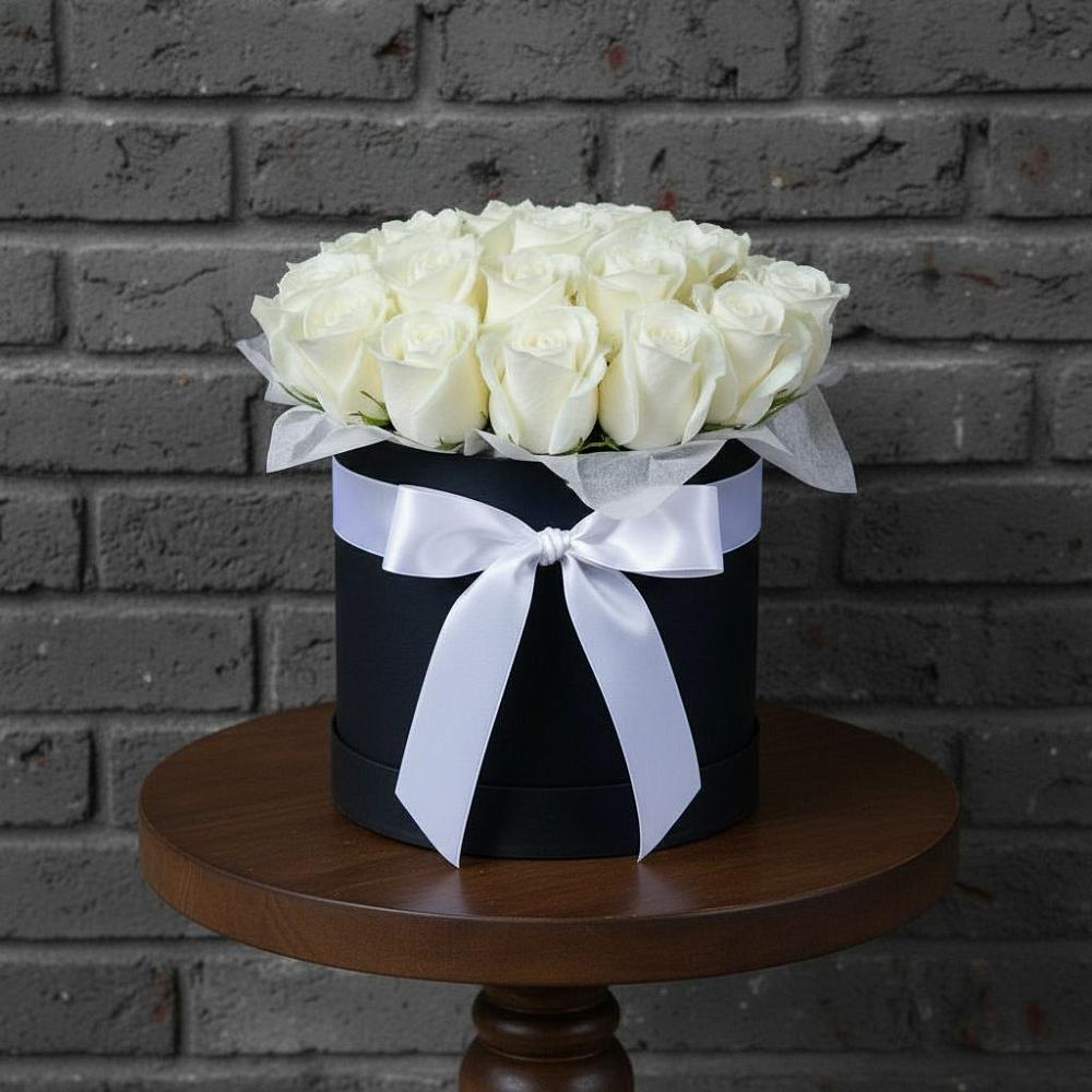 Цветочная композиция из Розы в шляпной коробке в Ивановское